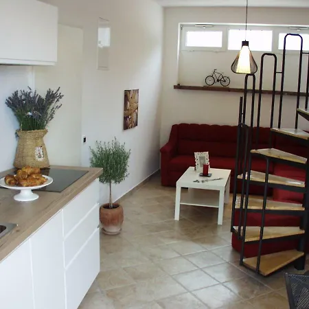Iva Apartment Novi Vinodolski